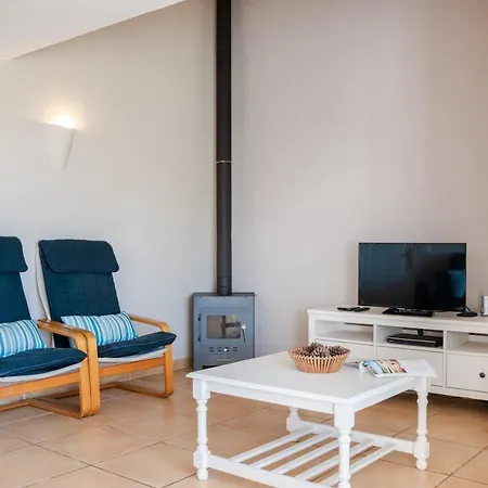 Apartamento De Ensueno Con Vistas Al Mar Y Piscina Apartment